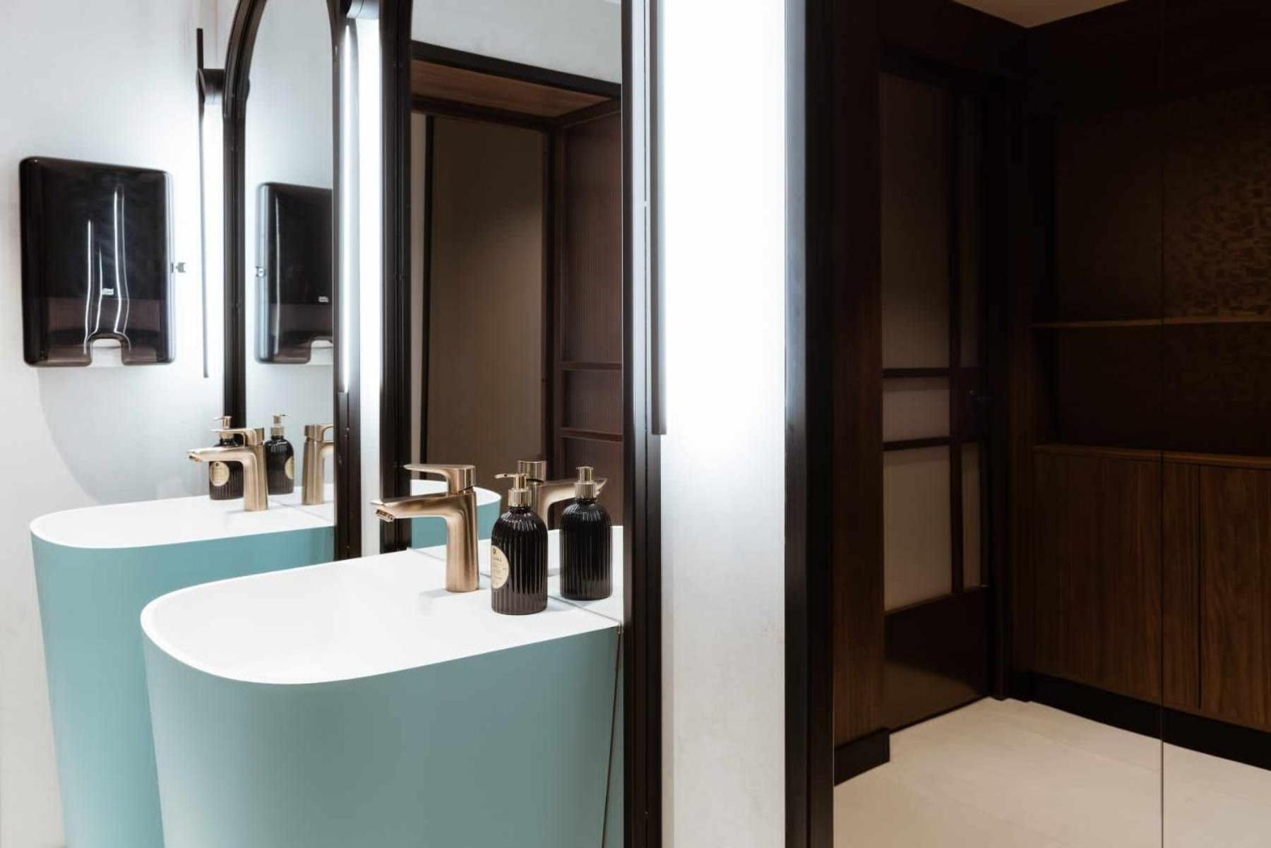 Hotel Savior Vaslui Luaran gambar